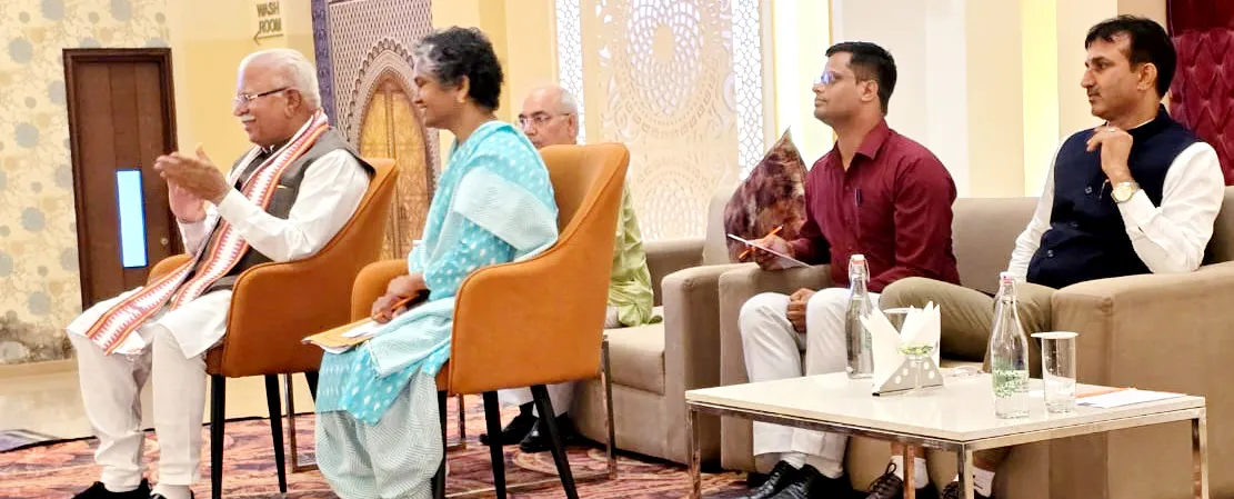 केंद्रीय मंत्री मनोहर लाल ने ली वन मित्रों की मीटिंग, कहा - जो वन मित्र ज्यादा पौधे लगाएगा उसको सरकार की ओर से किया जाएगा सम्मानित